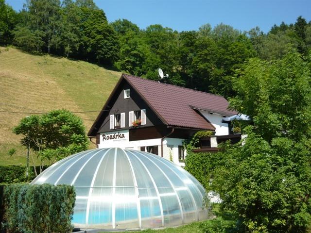 Chata Rozárka Dolni Dvur Exterior foto